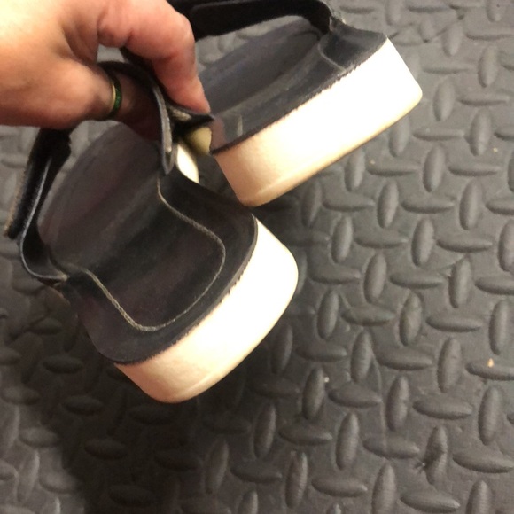 Madden girl Rhinestone adjustable slip on shoes poetik 8.5 euc - Picture 9 of 10